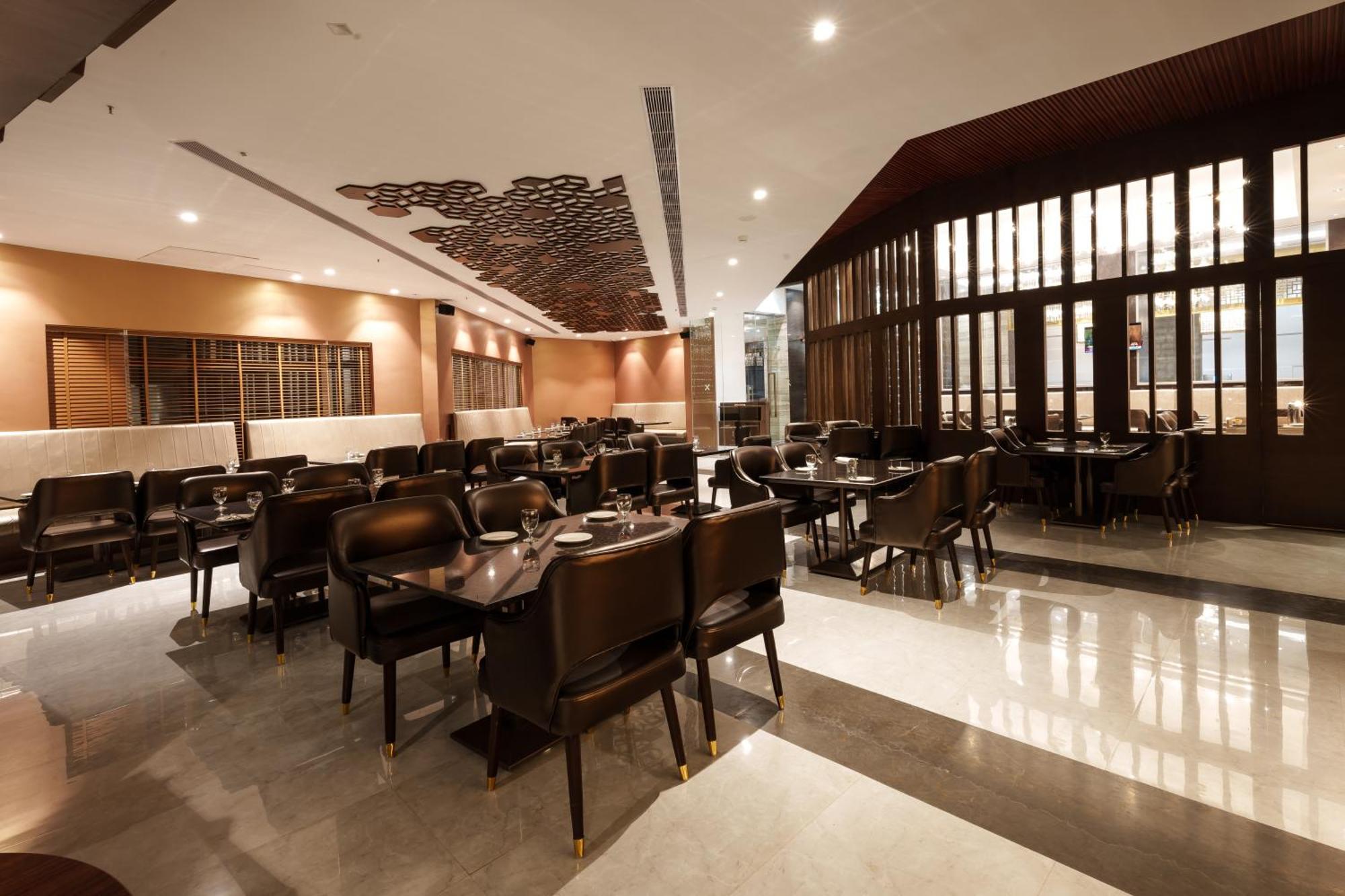 Pharos Hotels Chennai Zewnętrze zdjęcie