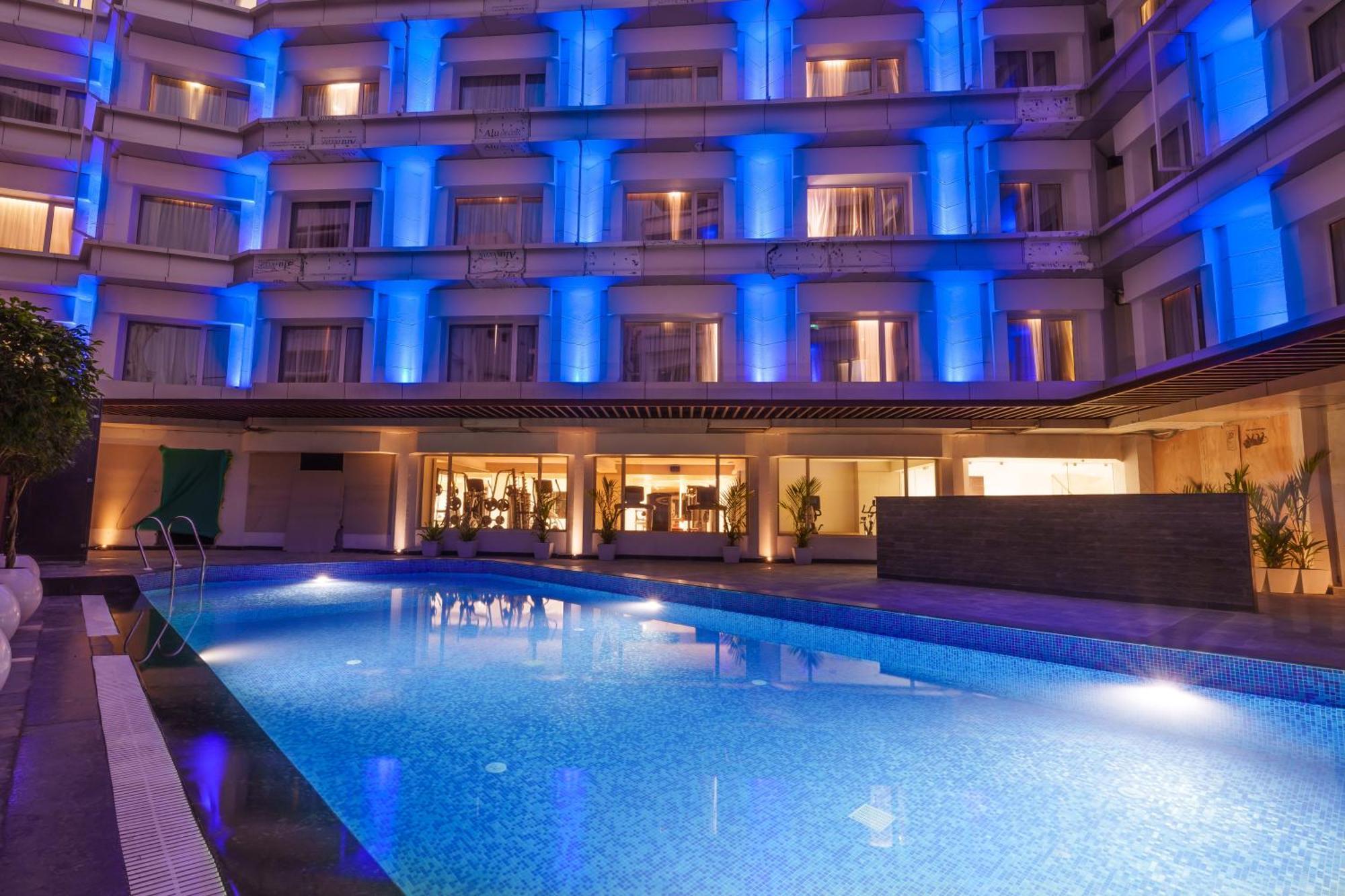 Pharos Hotels Chennai Zewnętrze zdjęcie