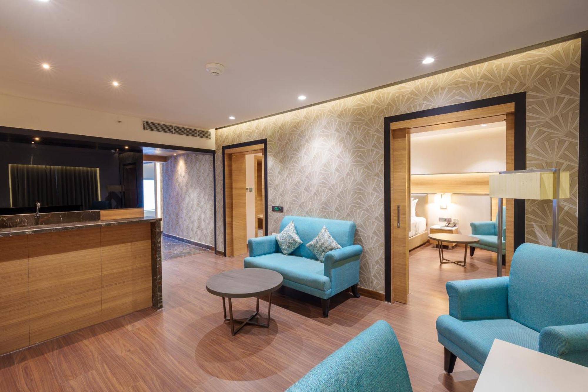 Pharos Hotels Chennai Zewnętrze zdjęcie