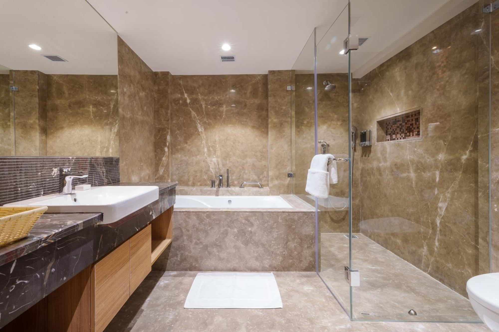 Pharos Hotels Chennai Zewnętrze zdjęcie